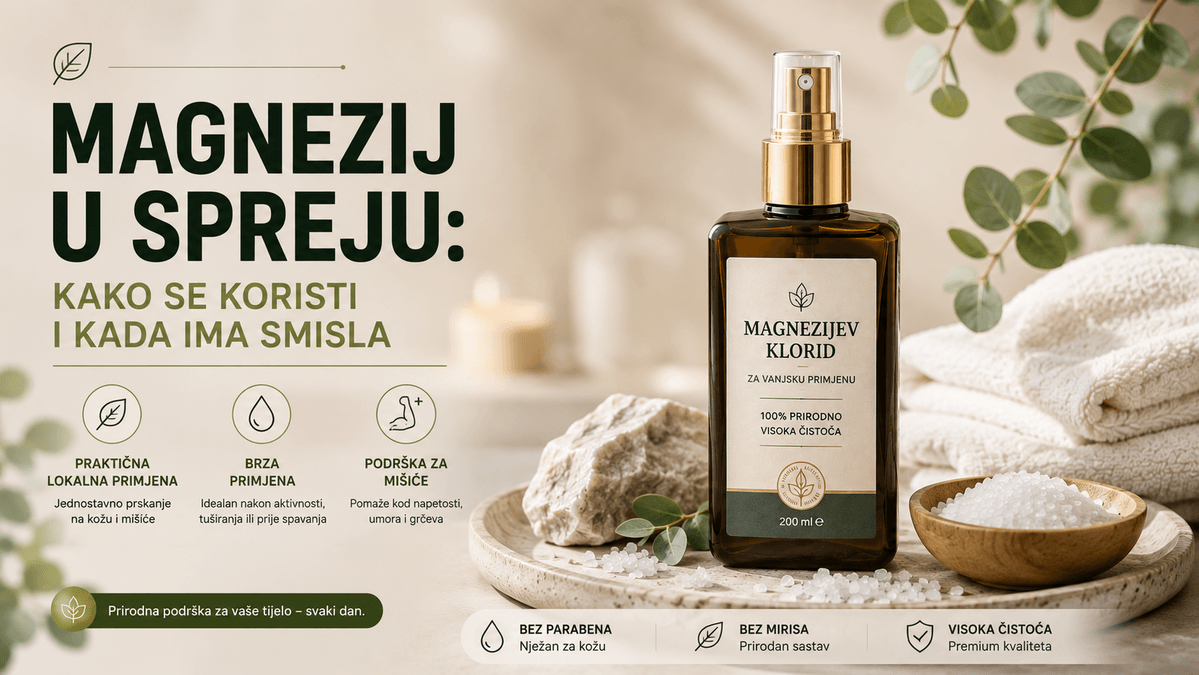 Magnezij u spreju u neutralnoj bočici uz ručnik, kristale magnezija i wellness ambijent